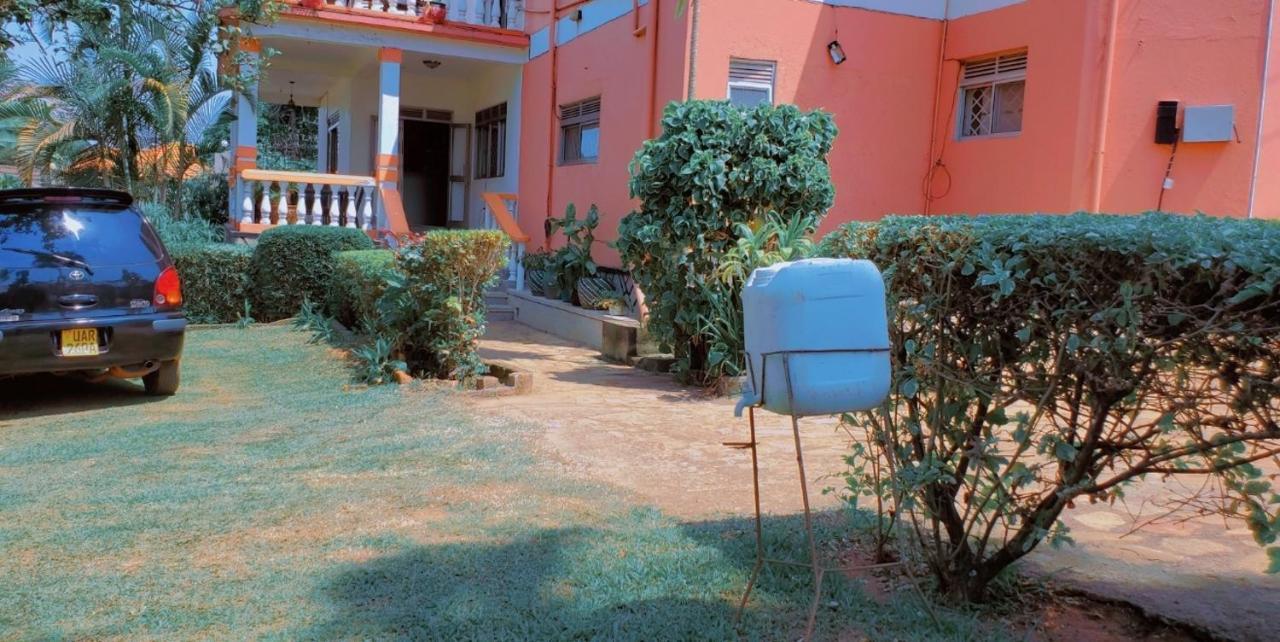 La Feve Beach Hotel And Safaris Uganda 엔테베 외부 사진